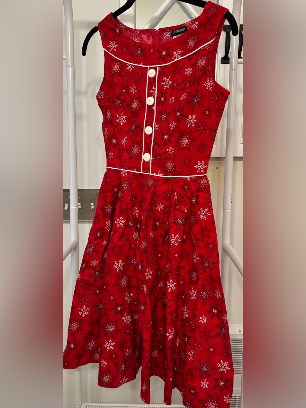 Retrolicious Among Fronds Snowflake Dress ModCloth Red White